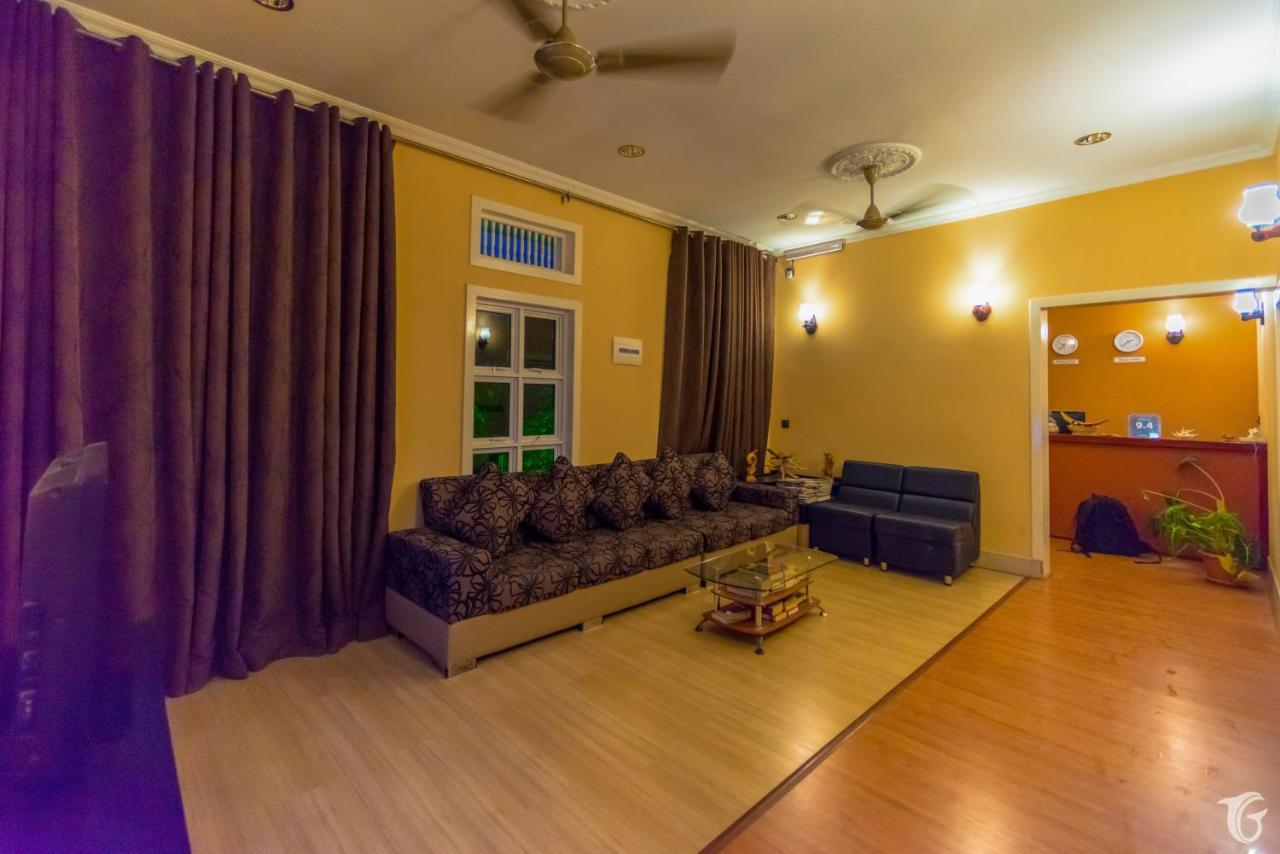Ukulhas Gunbaru Inn מראה חיצוני תמונה