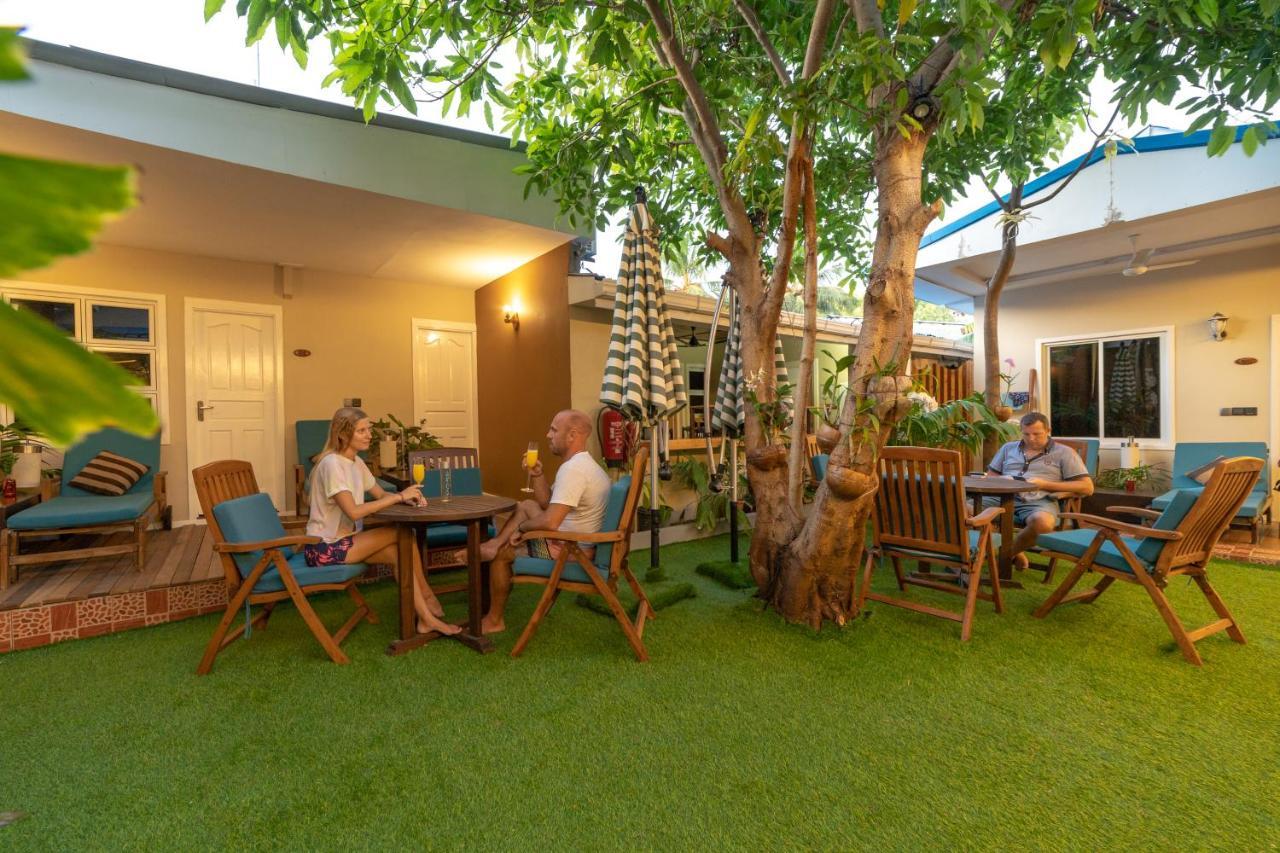 Ukulhas Gunbaru Inn מראה חיצוני תמונה